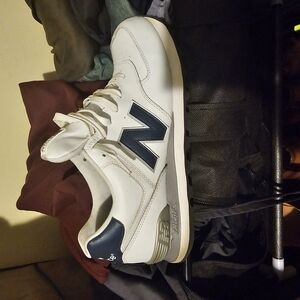 New Balance Men's White and Blue Sneakers